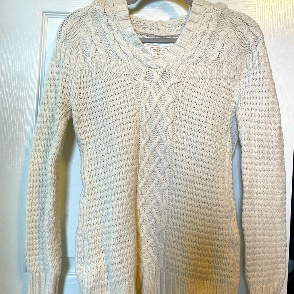 Old Navy Hooded Cable Knit V-Neck Sweater